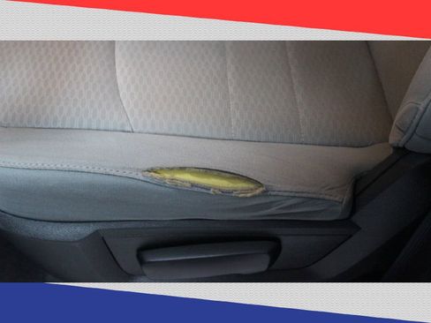 Used 2017 RAM 1500 Express image 12