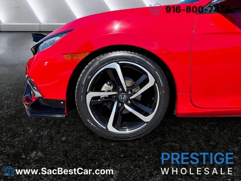 Used 2019 Honda Civic Touring image 22