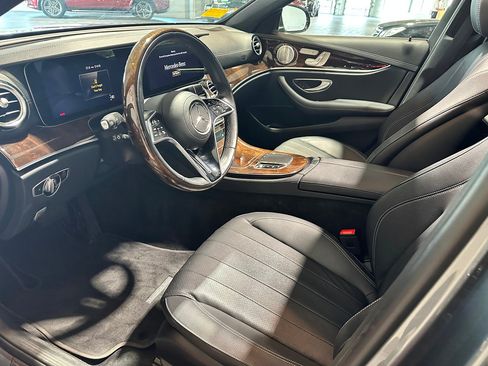 Certified 2021 Mercedes-Benz E 350 4MATIC Sedan image 7