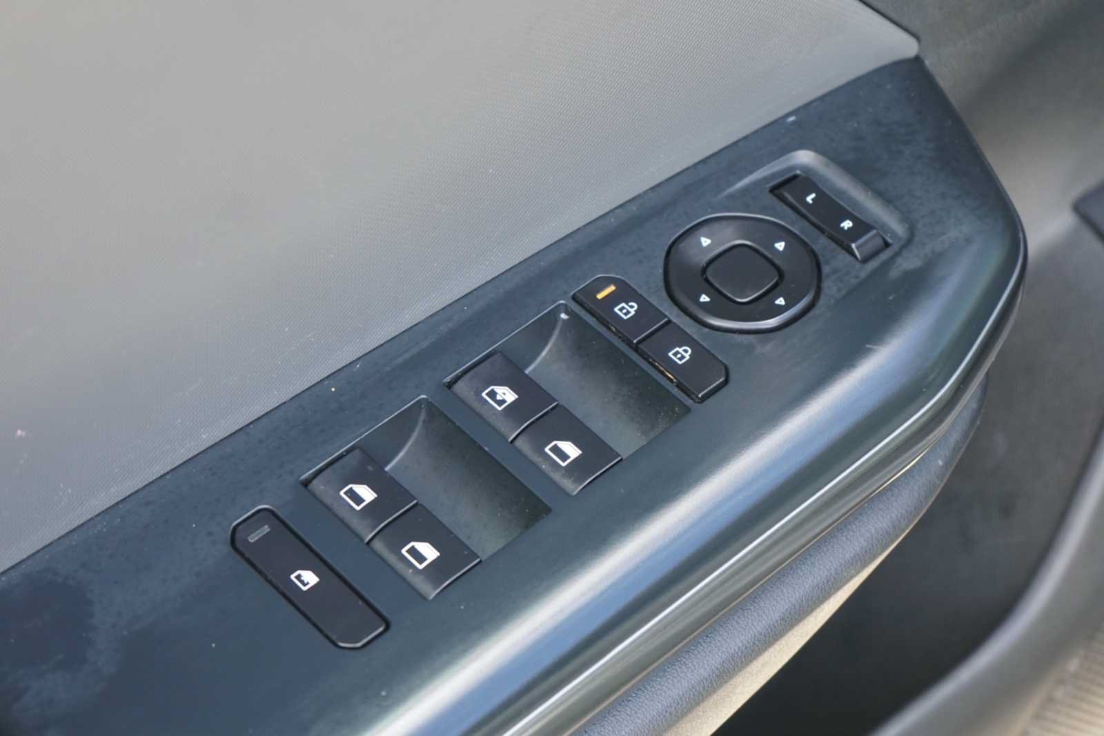 Used 2025 Kia K4 FWD image 16