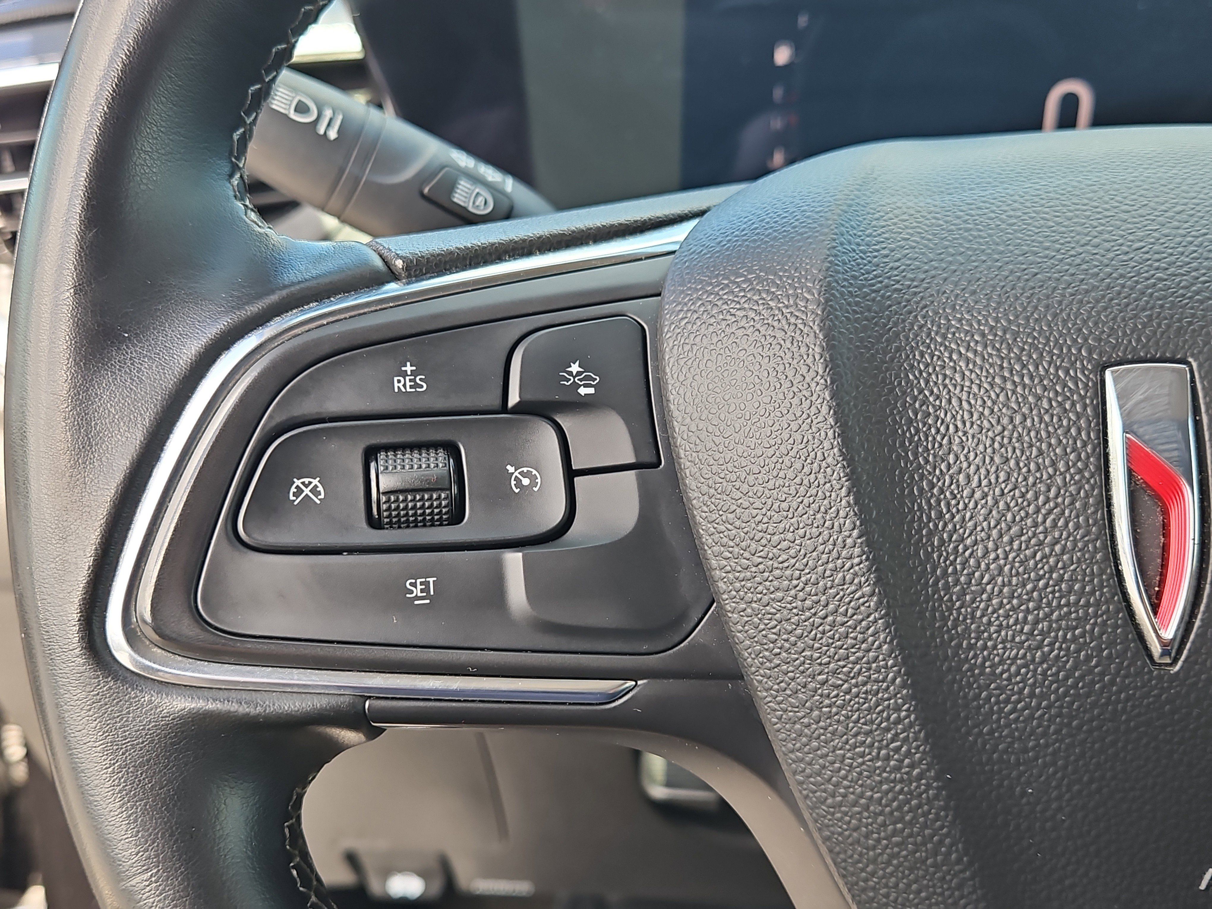 Certified 2024 Buick Encore GX Preferred FWD image 18