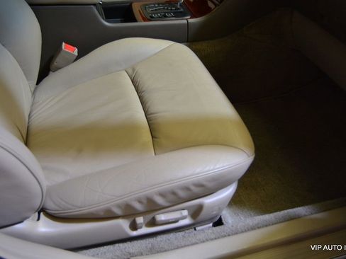 Used 2002 Acura RL image 20