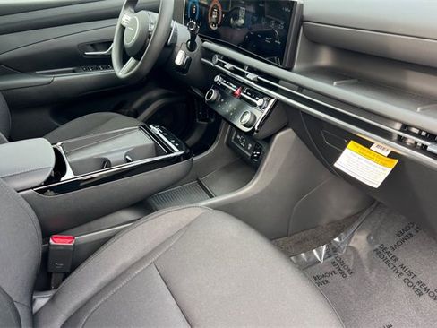 New 2026 Hyundai Tucson SEL image 16