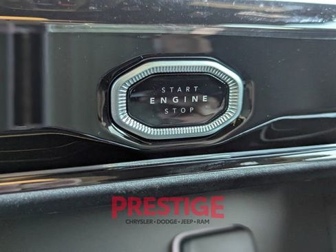 New 2026 Jeep Grand Cherokee L Limited image 19