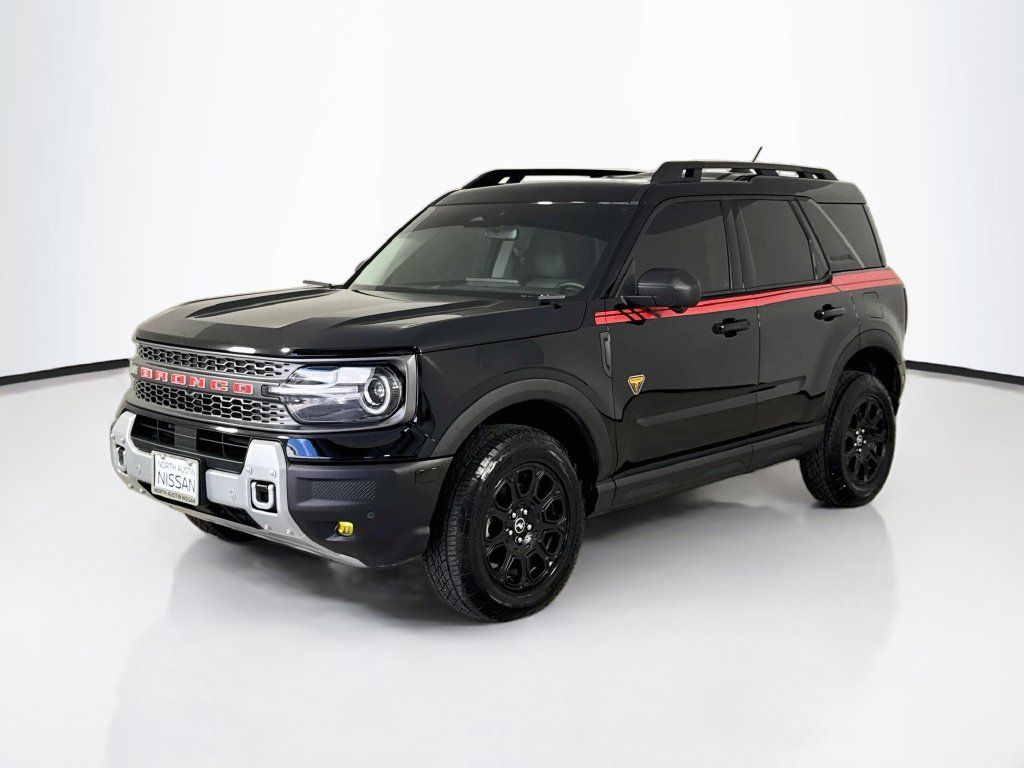 Used 2025 Ford Bronco Sport Badlands AWD/4WD image 3