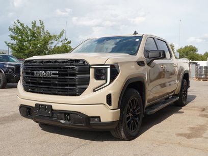 Certified 2022 GMC Sierra 1500 Elevation w/ LPO, Elevation Black Package