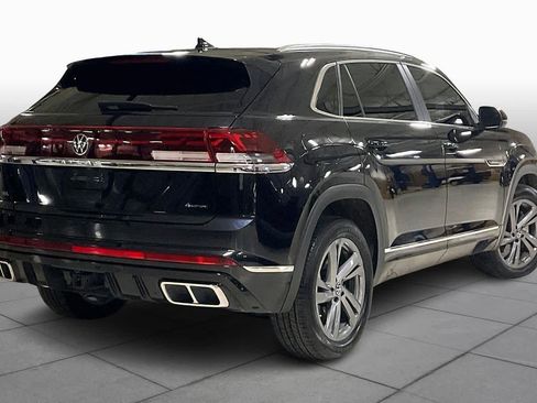 Used 2024 Volkswagen Atlas Cross Sport SEL R-Line image 12
