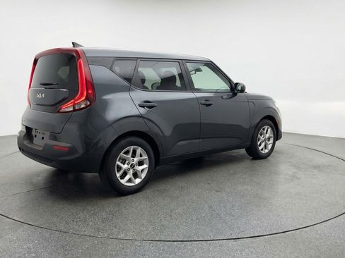 Used 2025 Kia Soul LX w/ LX Technology Package image 9
