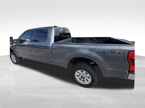 Used 2022 Ford F250 XLT AWD/4WD image 7