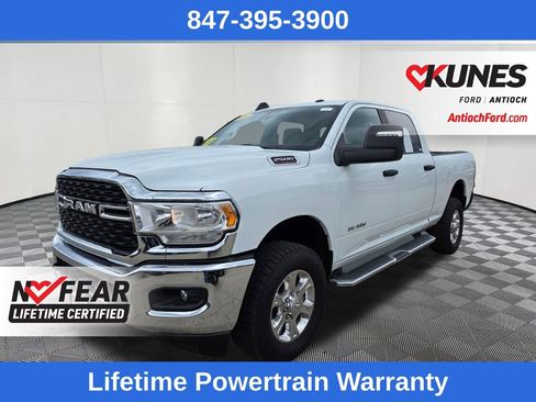 Used 2024 RAM 2500 Big Horn AWD/4WD image 3