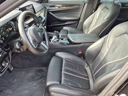Used 2019 BMW 540i xDrive w/ M Sport Package AWD/4WD image 17