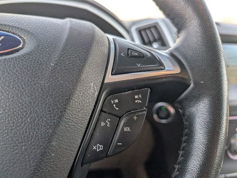 Used 2017 Ford Edge Titanium w/ Equipment Group 301A image 15