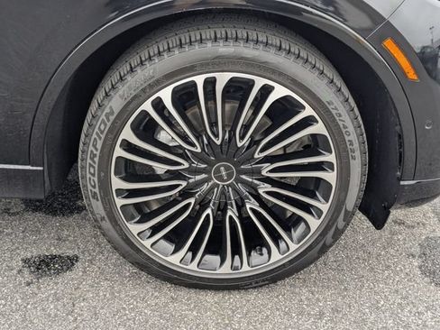 Used 2021 Lincoln Aviator Black Label w/ Dynamic Handling Package AWD/4WD image 32
