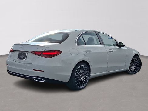Used 2026 Mercedes-Benz C 300 4MATIC Sedan image 2