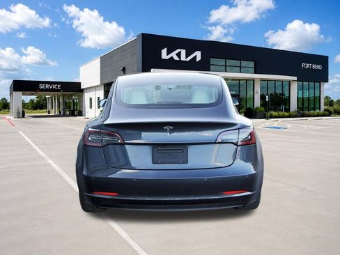 Used 2018 Tesla Model 3 Performance AWD/4WD image 6