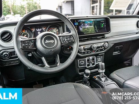 Used 2025 Jeep Wrangler Unlimited Sport AWD/4WD image 28