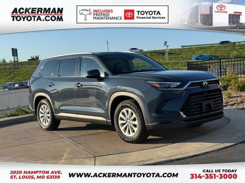 Certified 2025 Toyota Grand Highlander AWD image 1