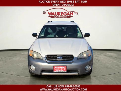 Used 2005 Subaru Outback 2.5i image 2