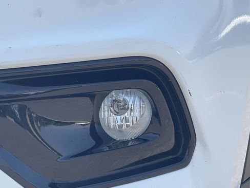 Used 2025 Jeep Compass Limited AWD/4WD image 18