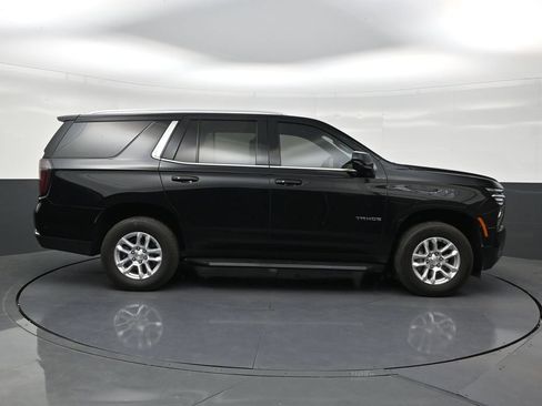 Used 2025 Chevrolet Tahoe LS RWD image 6
