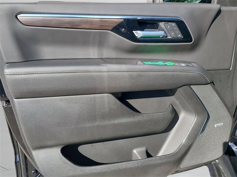 New 2026 Chevrolet Tahoe Premier image 22