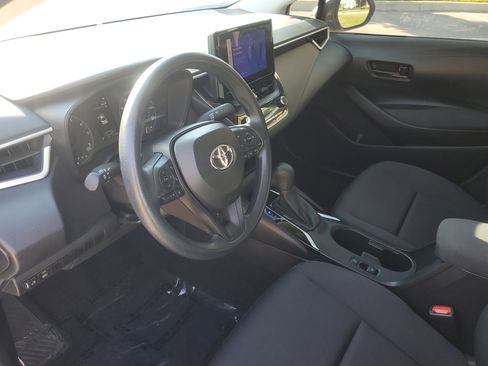 Used 2024 Toyota Corolla LE image 16