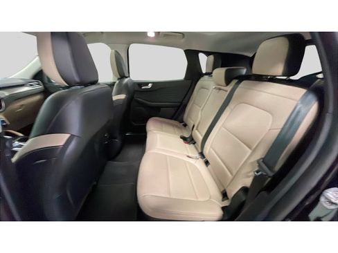 Used 2022 Ford Escape Titanium w/ Class II Trailer Tow Package AWD/4WD image 16