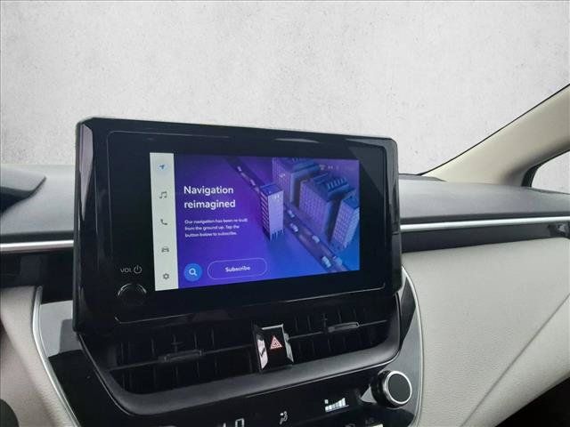 Used 2024 Toyota Corolla LE FWD image 13