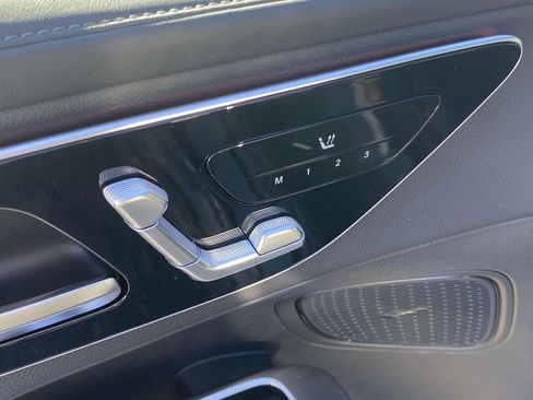 Certified 2025 Mercedes-Benz GLC 300 4MATIC image 19