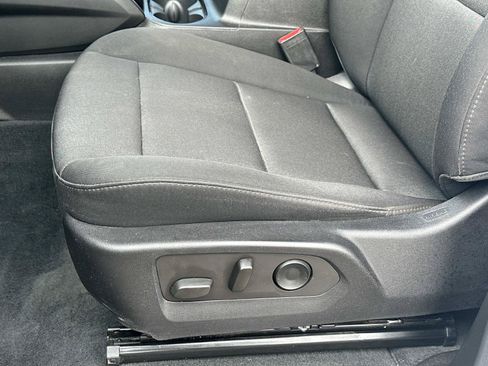 Certified 2023 Chevrolet Colorado Trail Boss w/ LPO, Dark Essentials Package AWD/4WD image 16