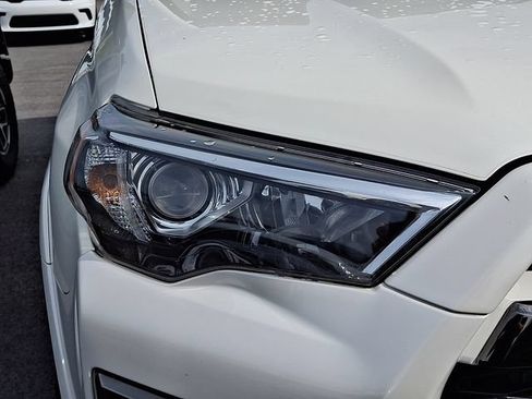 Used 2019 Toyota 4Runner Limited AWD/4WD image 7