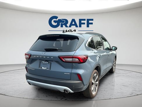 Used 2023 Ford Escape Platinum AWD/4WD image 9