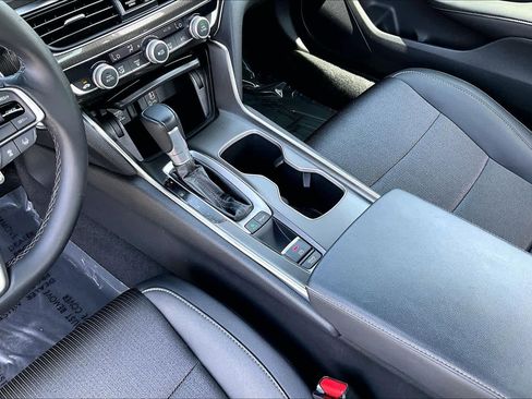 Used 2019 Honda Accord Sport image 16