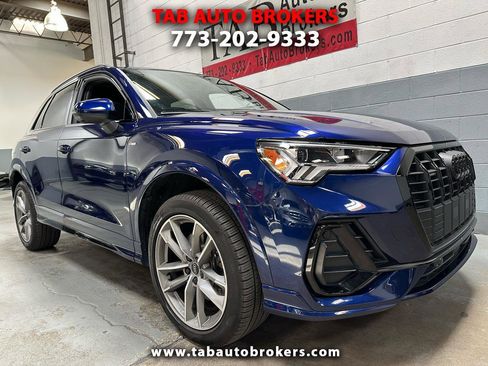 Used 2024 Audi Q3 2.0T Premium Plus w/ Premium Plus Package AWD/4WD image 1