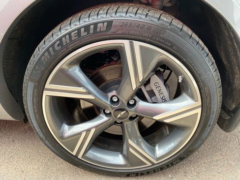 Used 2025 Genesis GV80 3.5T Prestige image 9