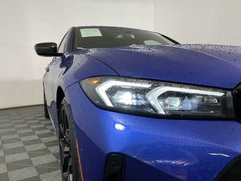 Certified 2025 BMW 330i Sedan w/ M Sport Package RWD image 5