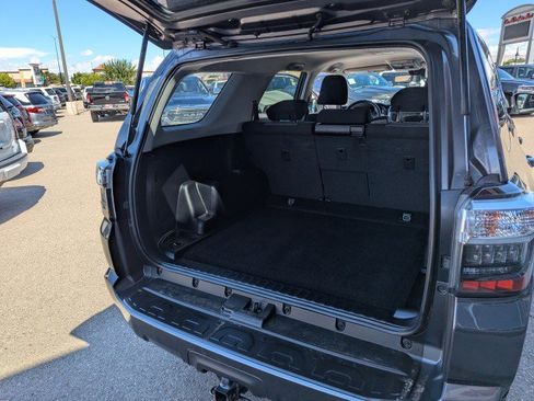 Used 2021 Toyota 4Runner SR5 AWD/4WD image 27