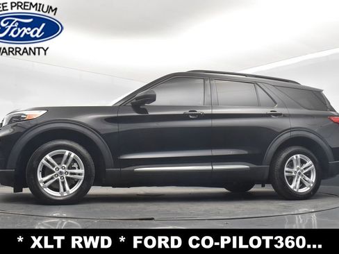 Used 2022 Ford Explorer XLT image 24