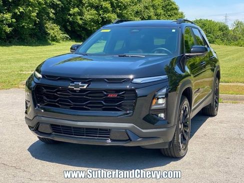 Used 2025 Chevrolet Equinox RS w/ Safety and Technology Package AWD/4WD image 3