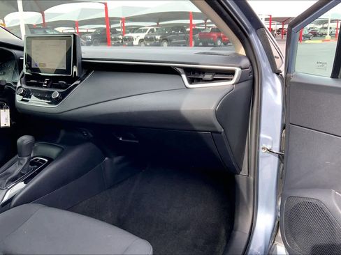 Used 2024 Toyota Corolla LE image 19