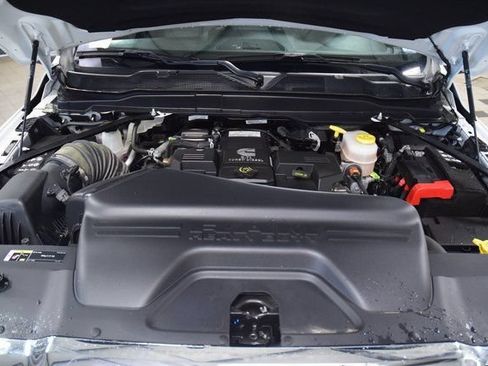 Used 2024 RAM 3500 SLT w/ Quick Order Package 2YG SLT AWD/4WD image 19