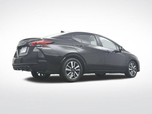 Used 2025 Nissan Versa SV FWD image 40