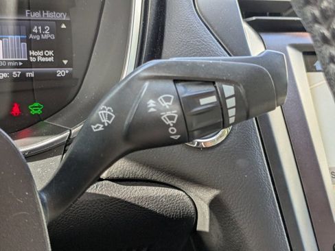 Used 2018 Ford Fusion Titanium image 7