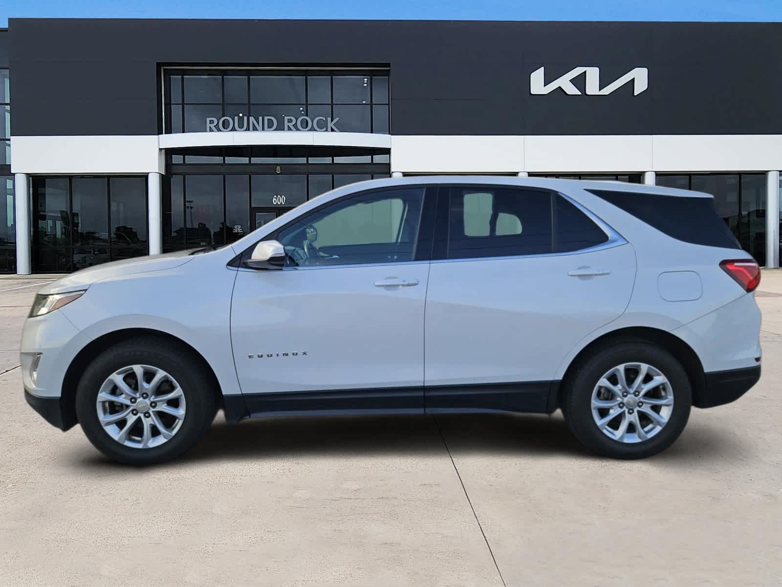 Used 2019 Chevrolet Equinox LT FWD image 4
