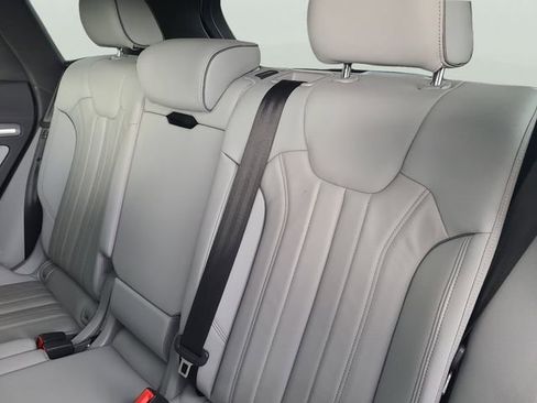 Used 2025 Audi Q5 2.0T Premium image 15