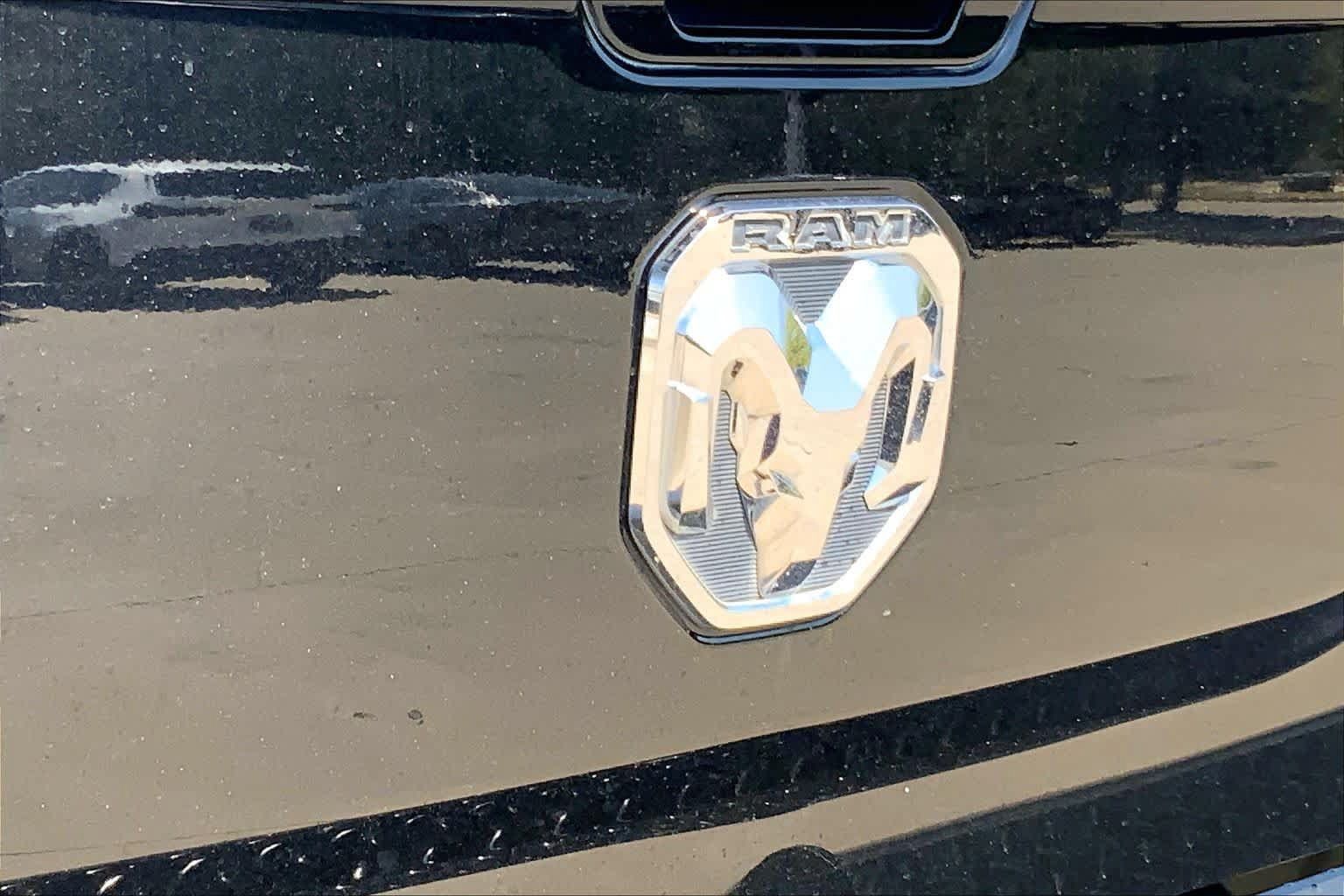 Used 2019 RAM 2500 Limited AWD/4WD image 31