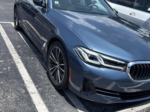 Used 2023 BMW 530i w/ Premium Package RWD image 9