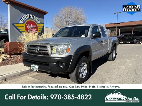 Used 2010 Toyota Tacoma 4x4 Access Cab image 3