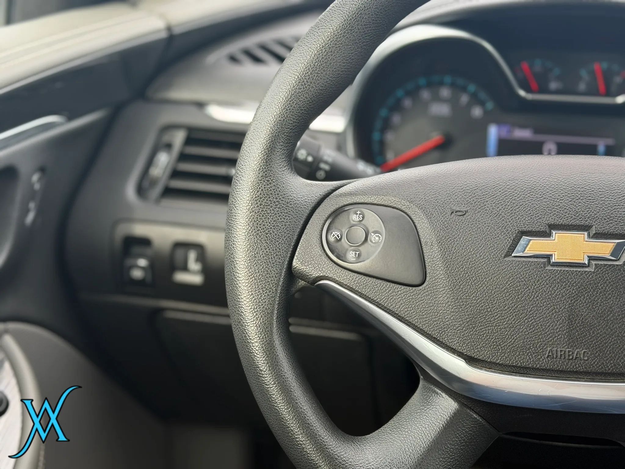 Used 2018 Chevrolet Impala LS FWD image 31