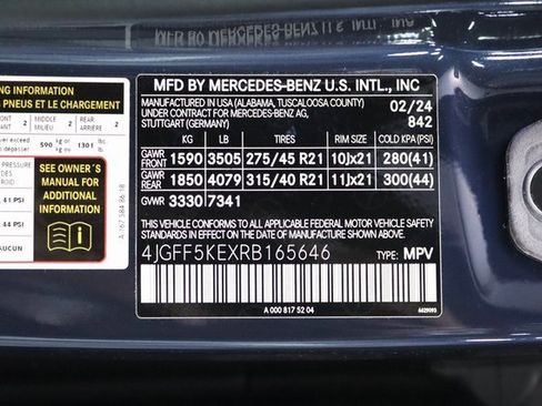 Used 2024 Mercedes-Benz GLS 450 4MATIC w/ AMG Line Exterior image 36